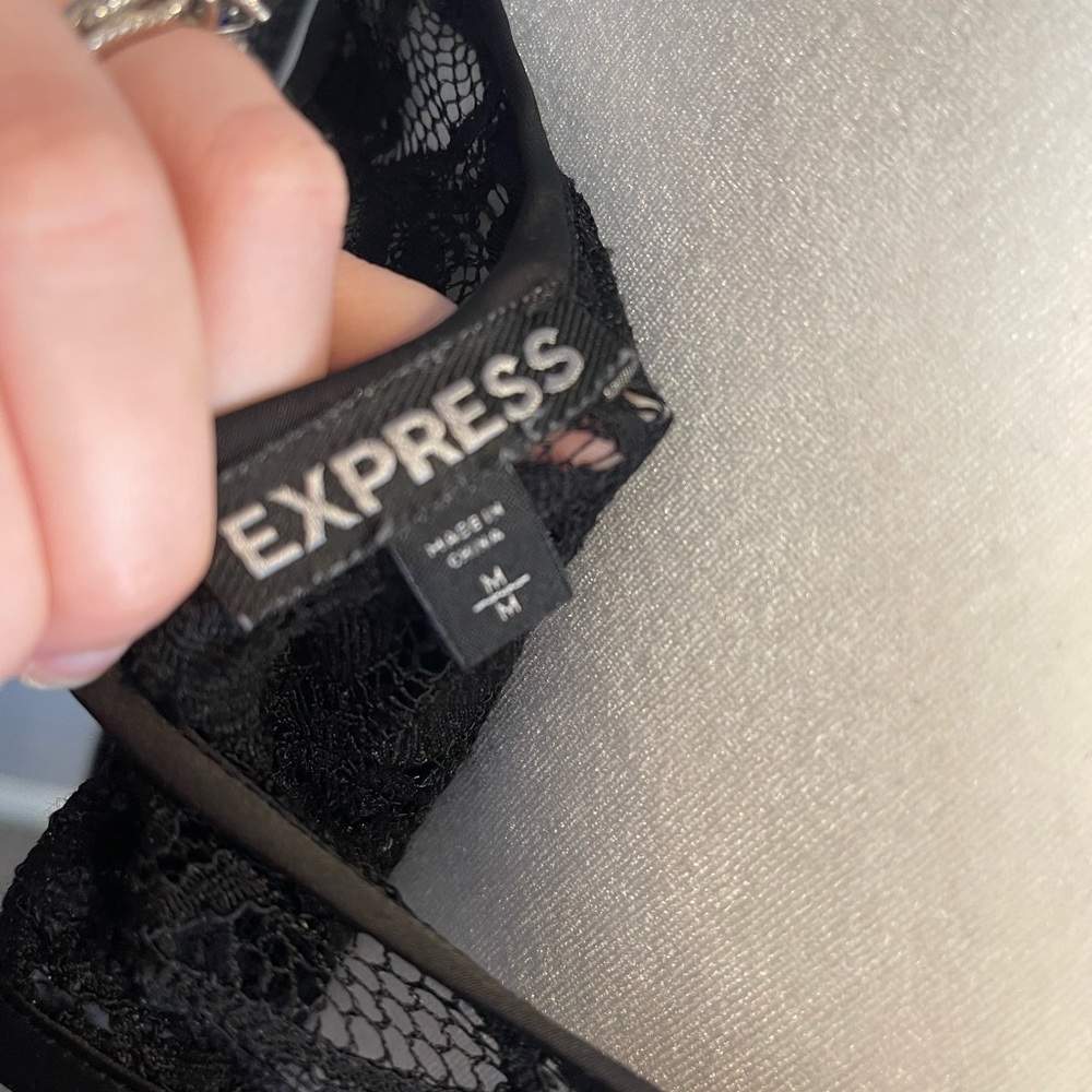 Express sweater - Picture 3 of 3
